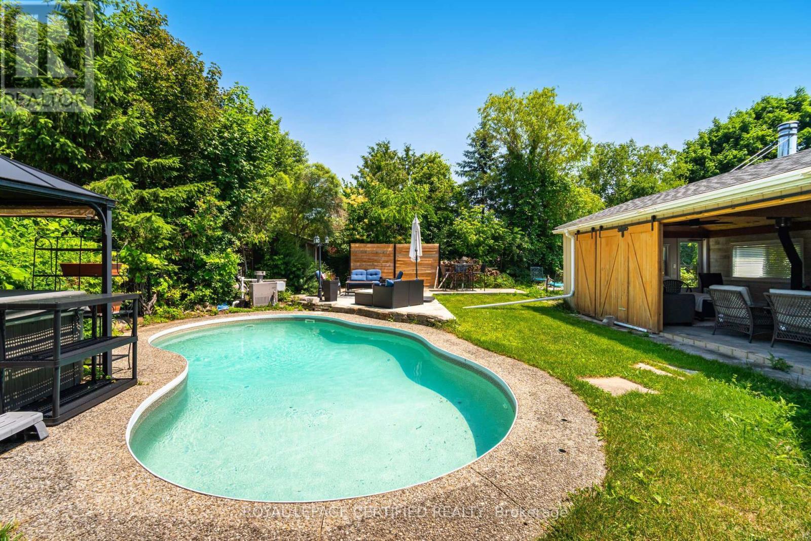 5 Stockman Crescent, Halton Hills (Georgetown), Ontario  L7G 1J5 - Photo 47 - W13455406