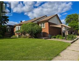 <div class="price">$829,900</div> 2 Bard Lane, Halton Hills (Georgetown)<br><div style="margin-bottom:8px;"><small>RE/MAX Real Estate Centre Inc.</small></div><div class='bed_bath'>4 Bed | 2 Bath</div>