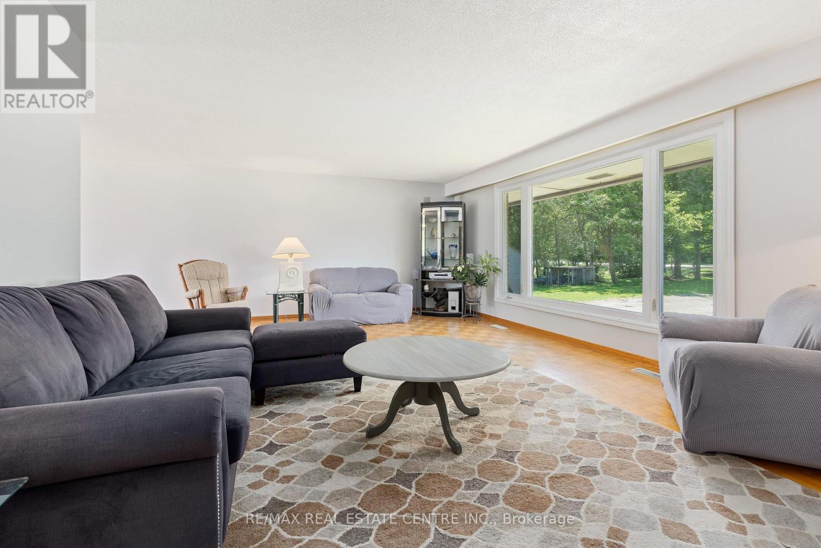 9409 Eighth Line, Halton Hills (Rural Halton Hills), Ontario  L7G 4S5 - Photo 10 - W13457218