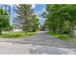 <div class="price">$1,249,900</div> 9409 Eighth Line, Halton Hills (Rural Halton Hills)<br><div style="margin-bottom:8px;"><small>RE/MAX Real Estate Centre Inc.</small></div><div class='bed_bath'>4 Bed | 2 Bath</div>