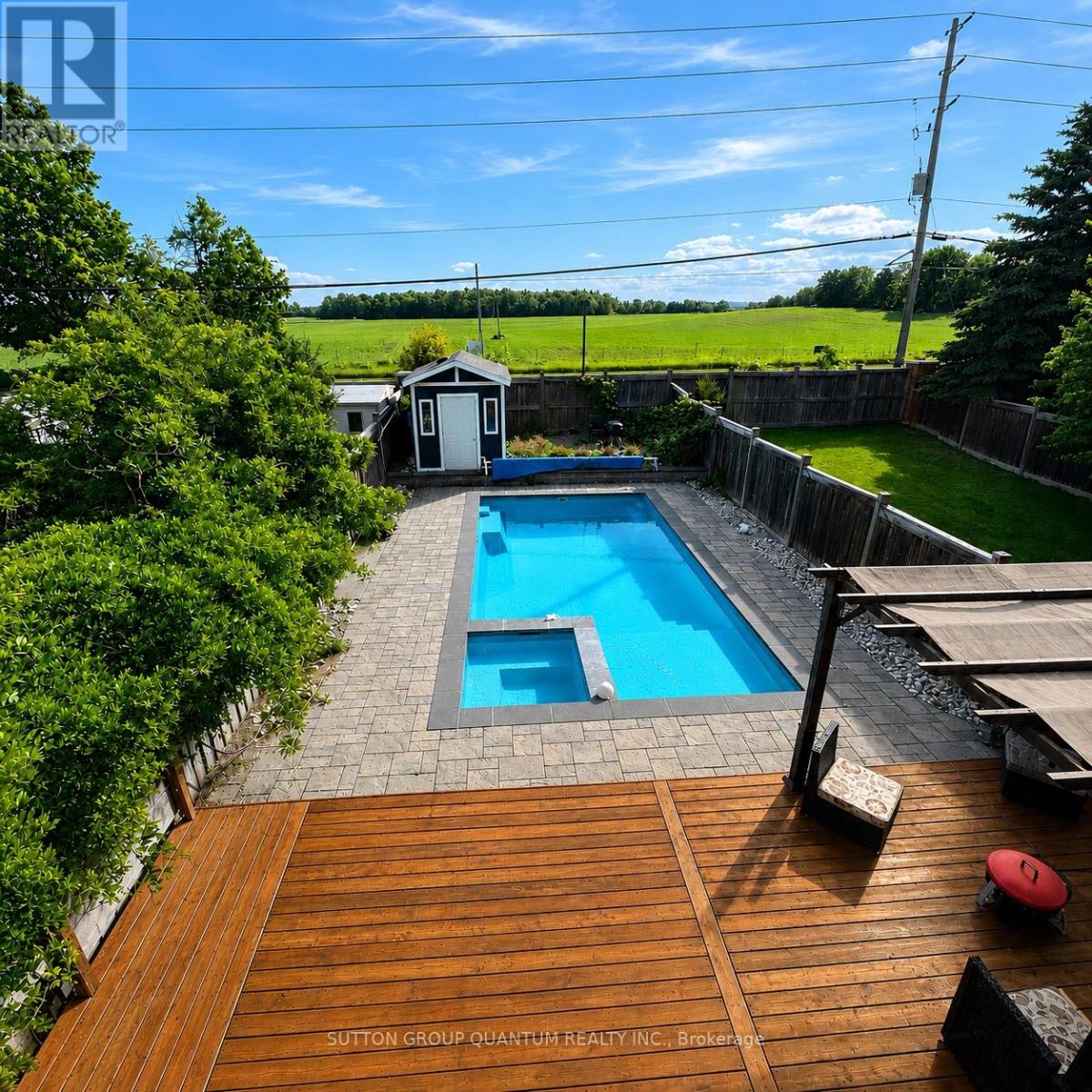 48 Meadowlark Drive, Halton Hills (Georgetown), Ontario  L7G 6N5 - Photo 2 - W13458628