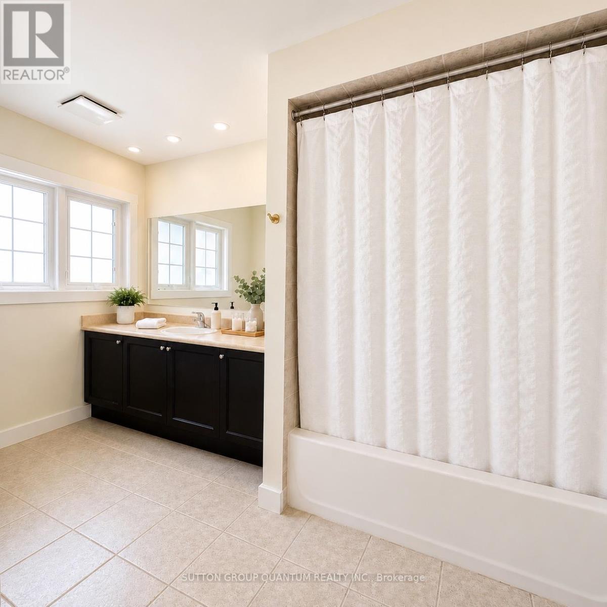48 Meadowlark Drive, Halton Hills (Georgetown), Ontario  L7G 6N5 - Photo 19 - W13458882