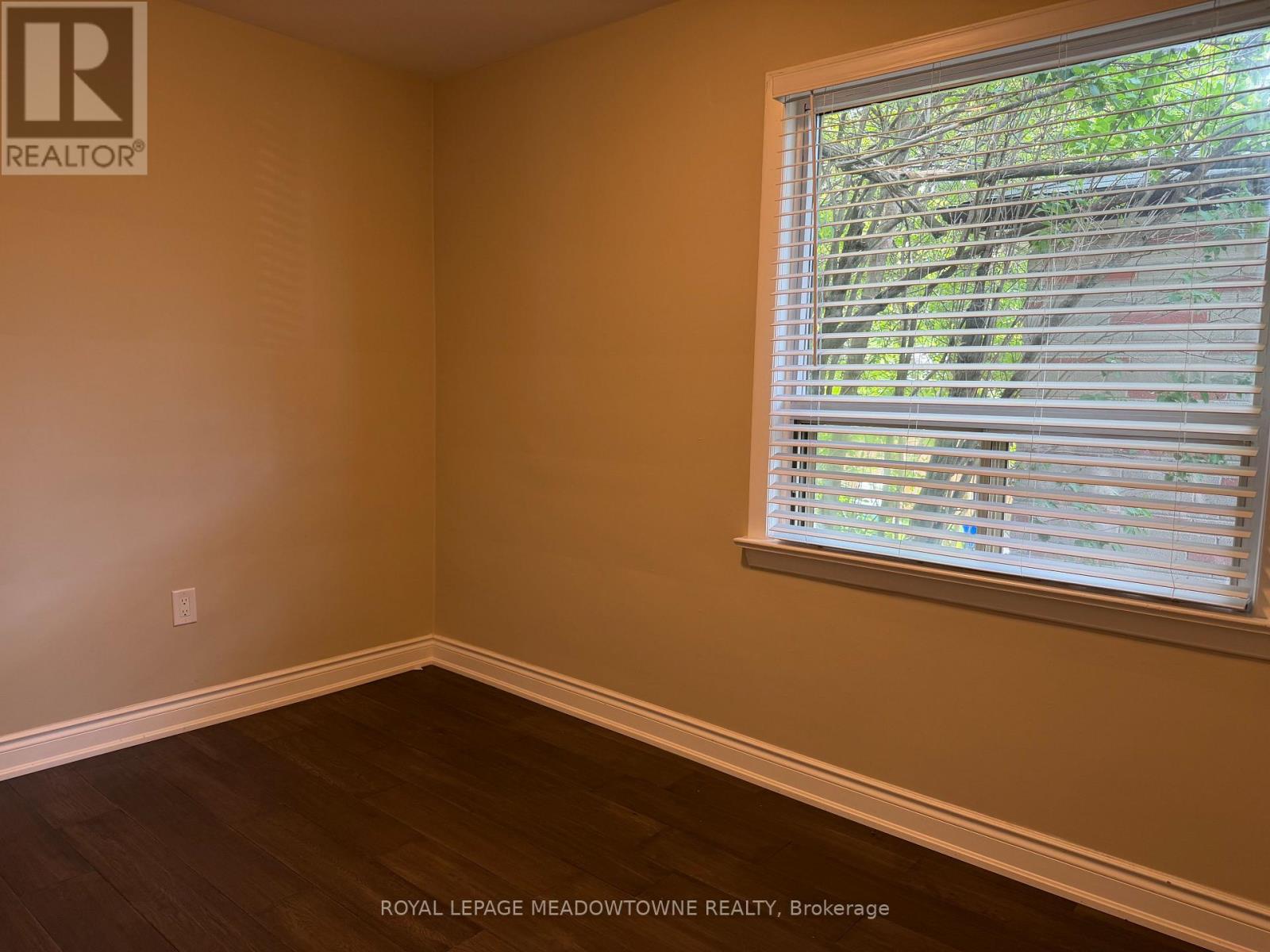 Main - 4 Keats Avenue, Halton Hills (Georgetown), Ontario  L7G 1T4 - Photo 13 - W13459478
