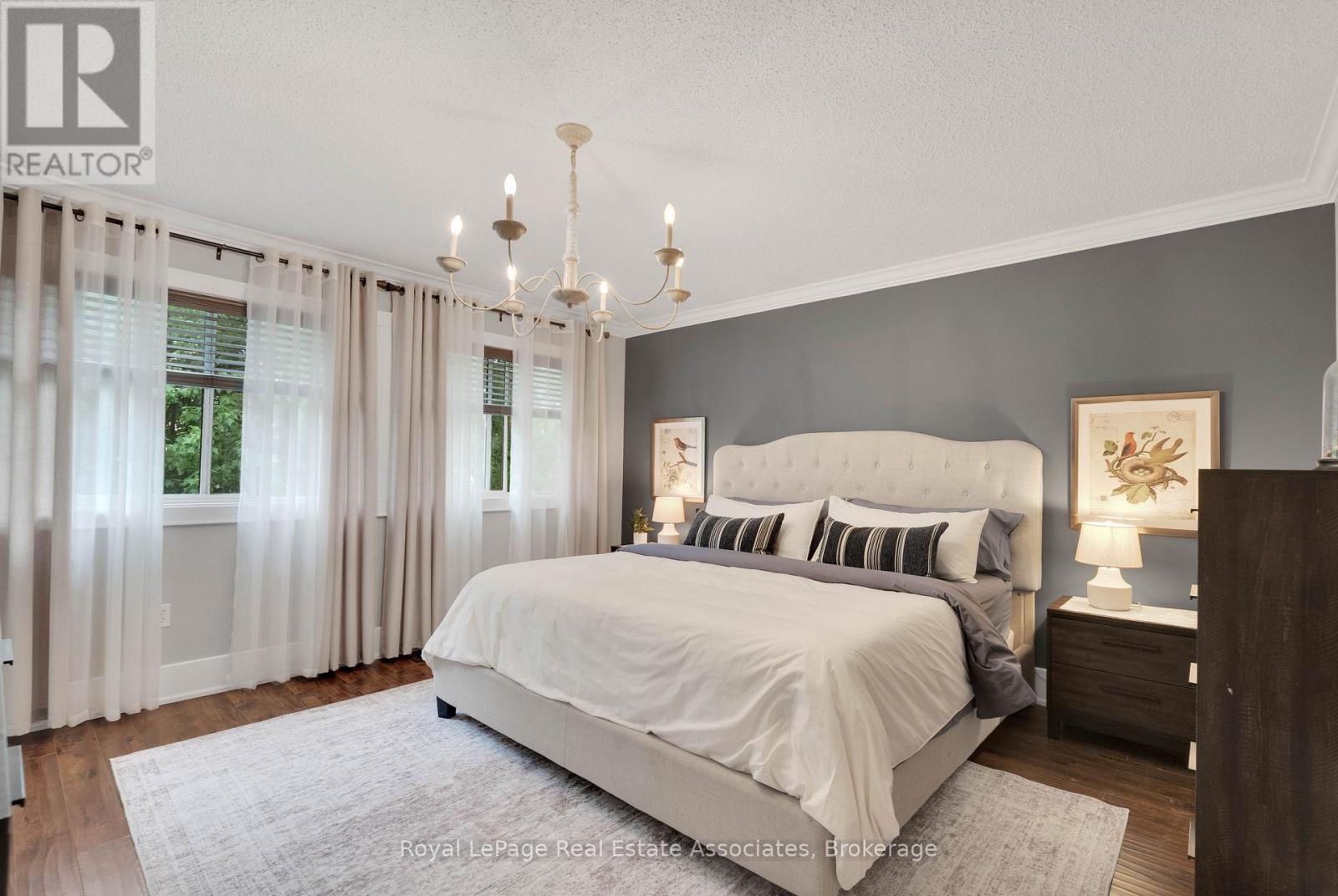 34 Standish Street, Halton Hills (Georgetown), Ontario  L7G 5V7 - Photo 14 - W13459888