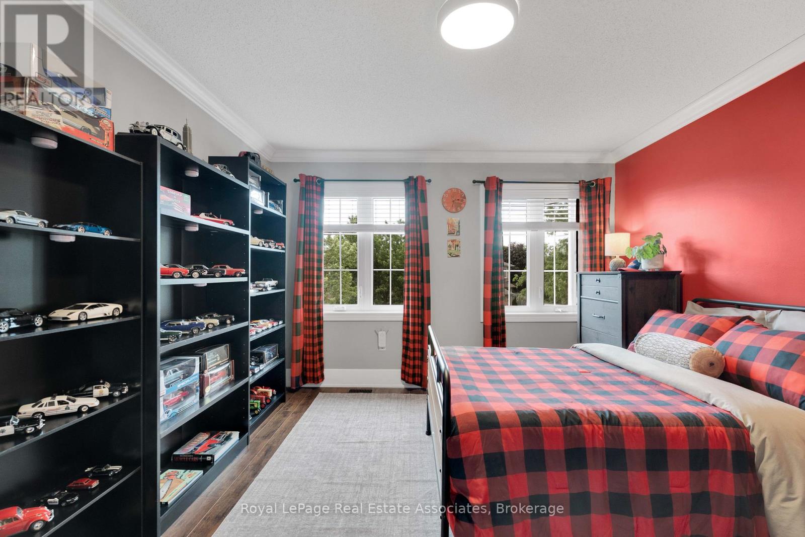 34 Standish Street, Halton Hills (Georgetown), Ontario  L7G 5V7 - Photo 20 - W13459888