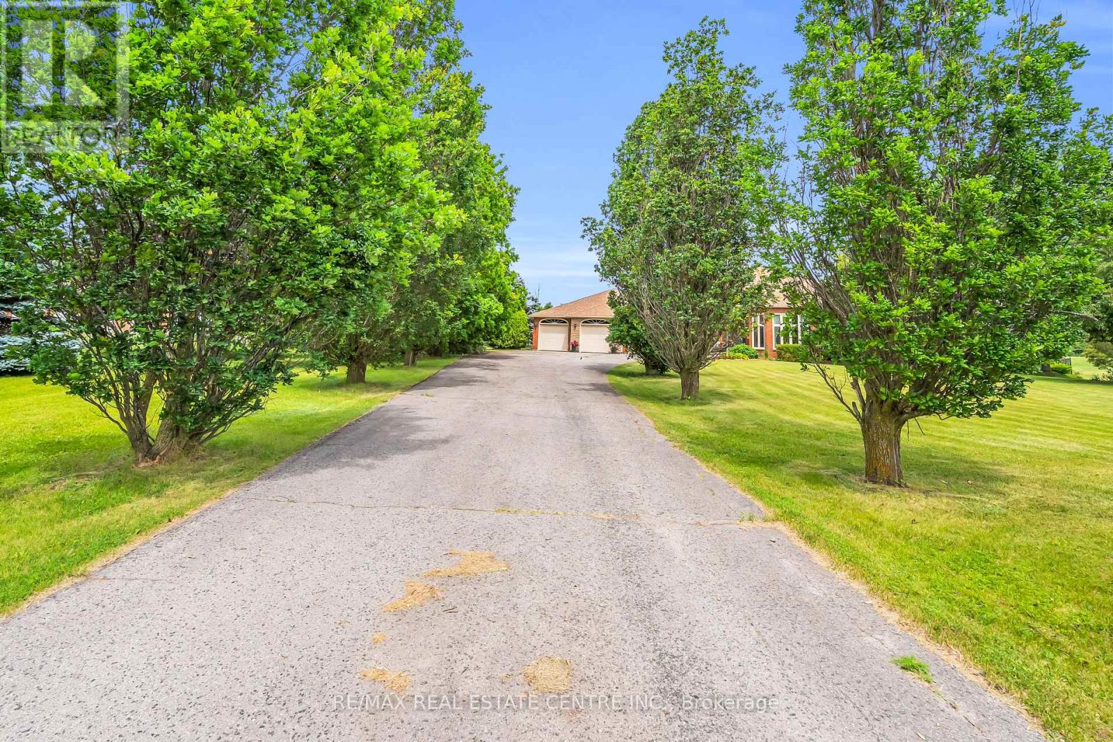 20 Shortill Road, Halton Hills (Rural Halton Hills), Ontario  L7G 4S4 - Photo 4 - W13461258