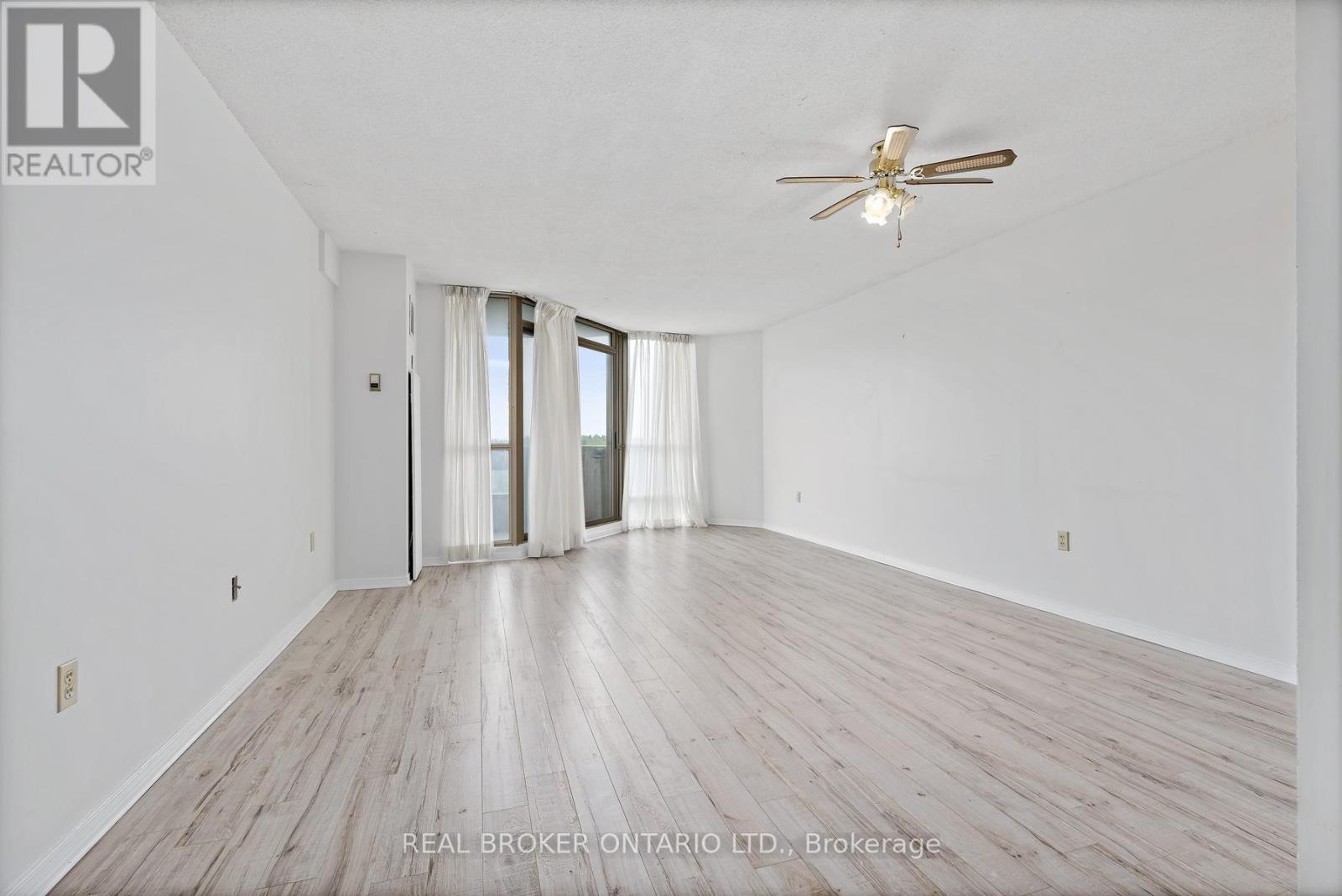 705 - 20 Mcfarlane Drive, Halton Hills (Georgetown), Ontario  L7G 5J8 - Photo 4 - W13462782
