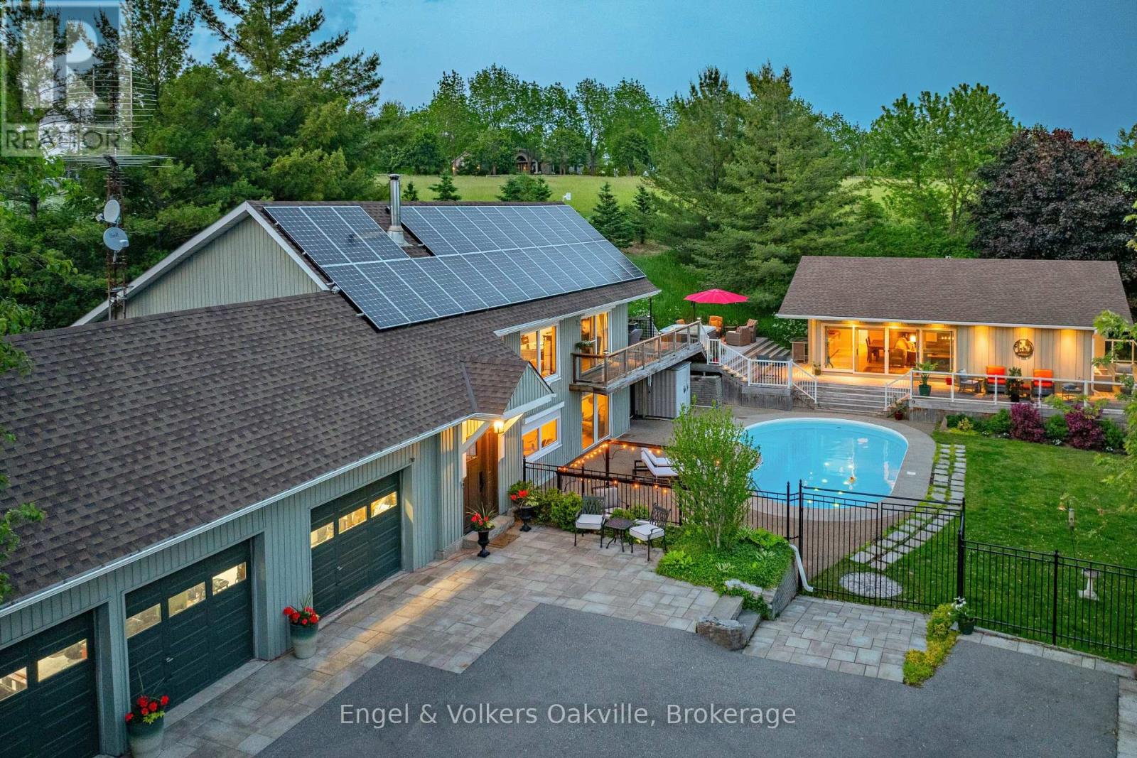 330 Mountsberg Road, Hamilton, Ontario  L0P 1B0 - Photo 1 - X13463172