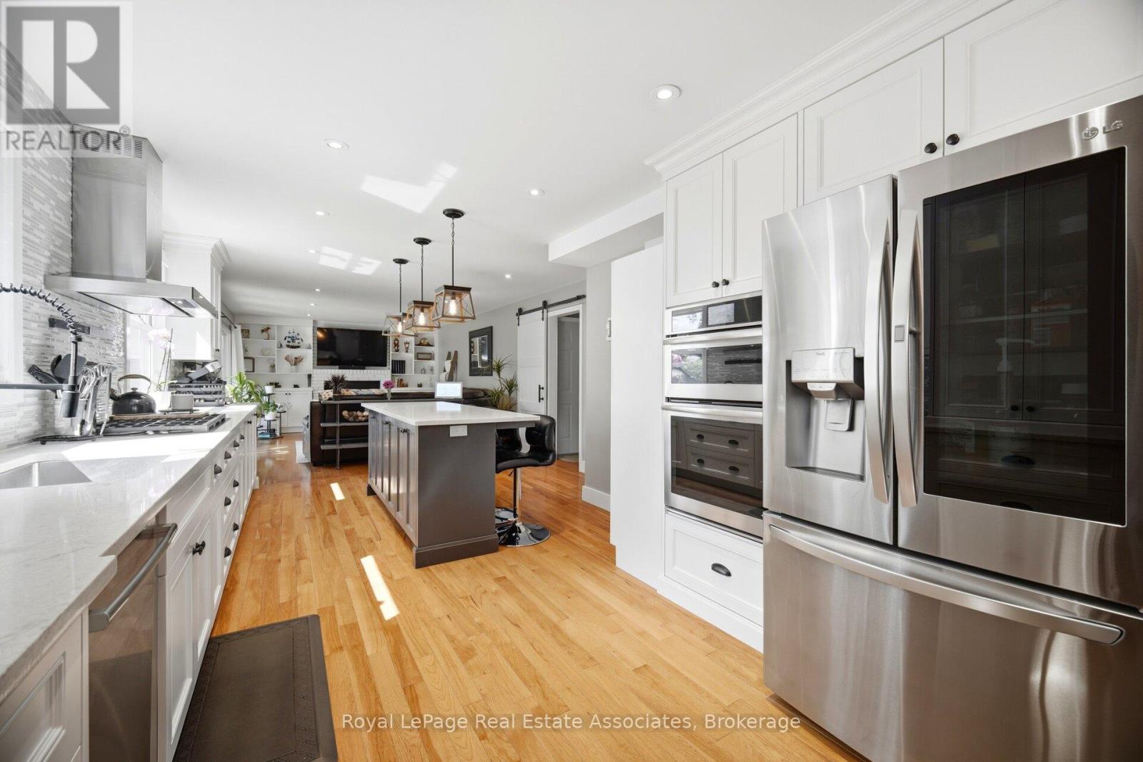 45 Cleaveholm Drive, Halton Hills (Georgetown), Ontario  L7G 3E3 - Photo 14 - W13463366
