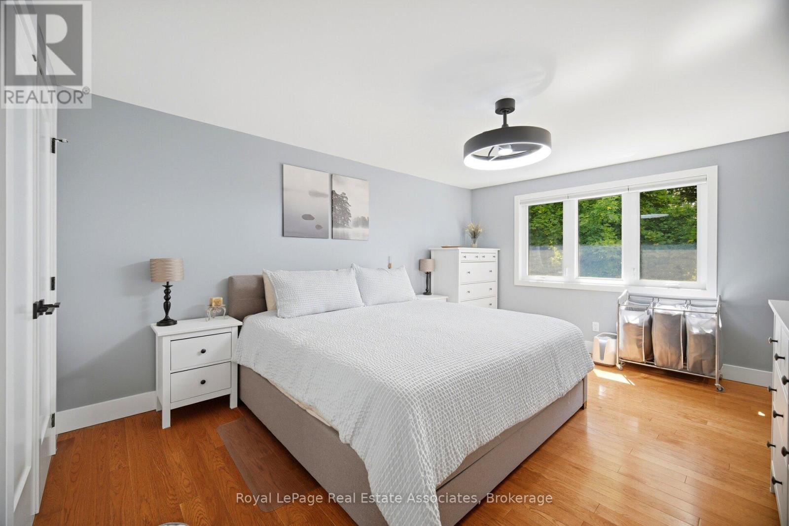 45 Cleaveholm Drive, Halton Hills (Georgetown), Ontario  L7G 3E3 - Photo 19 - W13463366