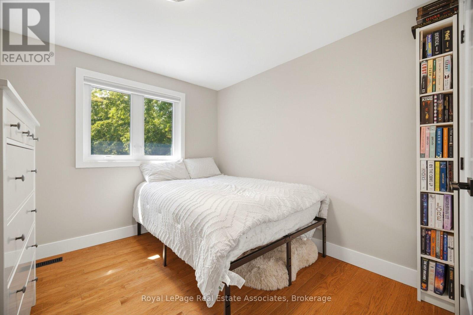 45 Cleaveholm Drive, Halton Hills (Georgetown), Ontario  L7G 3E3 - Photo 22 - W13463366