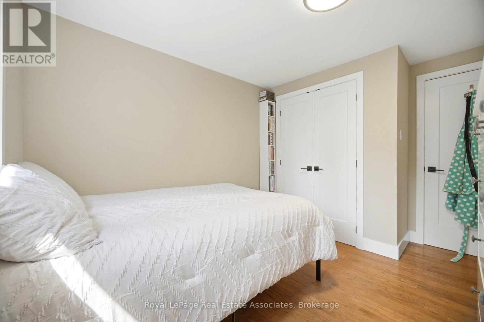 45 Cleaveholm Drive, Halton Hills (Georgetown), Ontario  L7G 3E3 - Photo 23 - W13463366