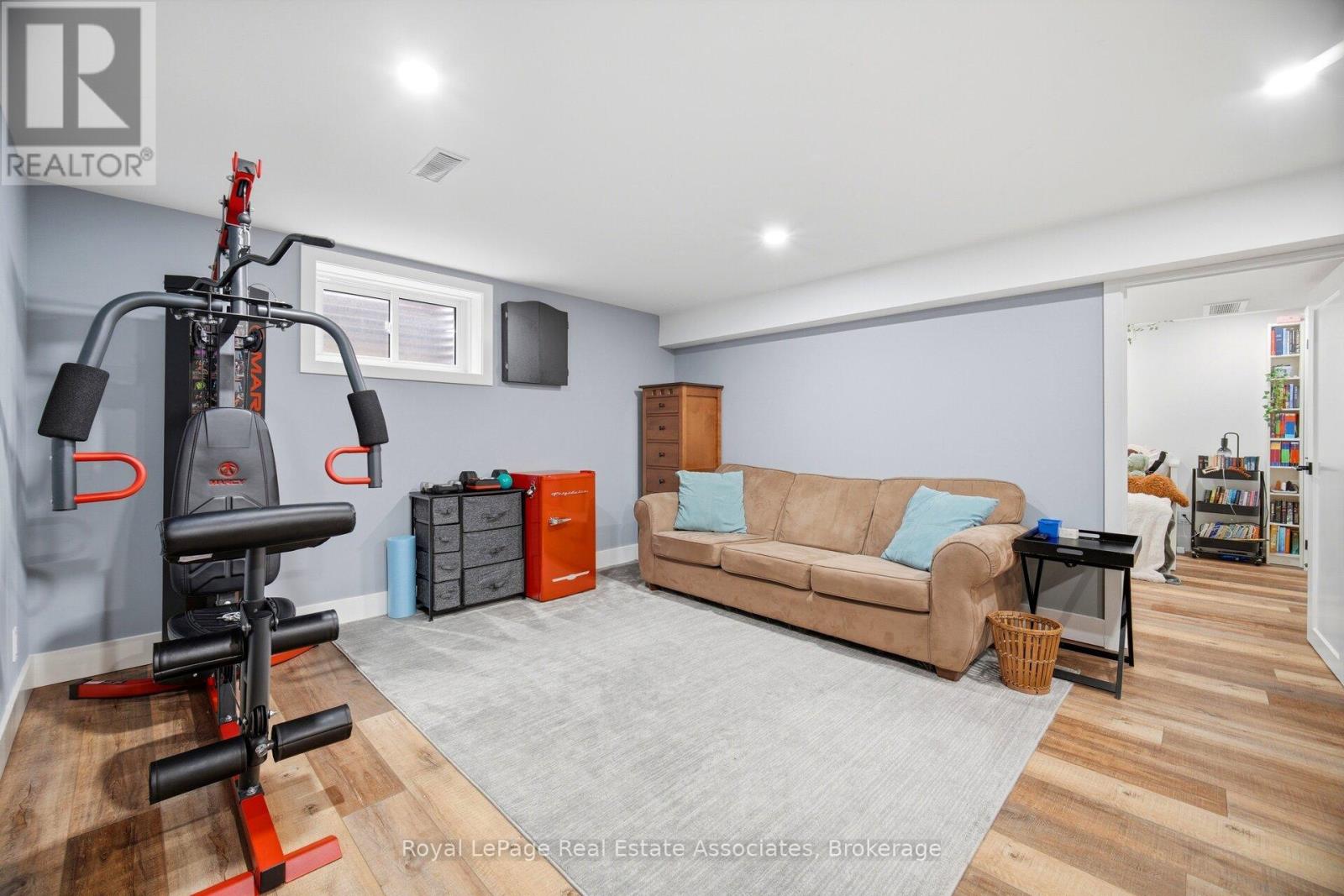 45 Cleaveholm Drive, Halton Hills (Georgetown), Ontario  L7G 3E3 - Photo 32 - W13463366