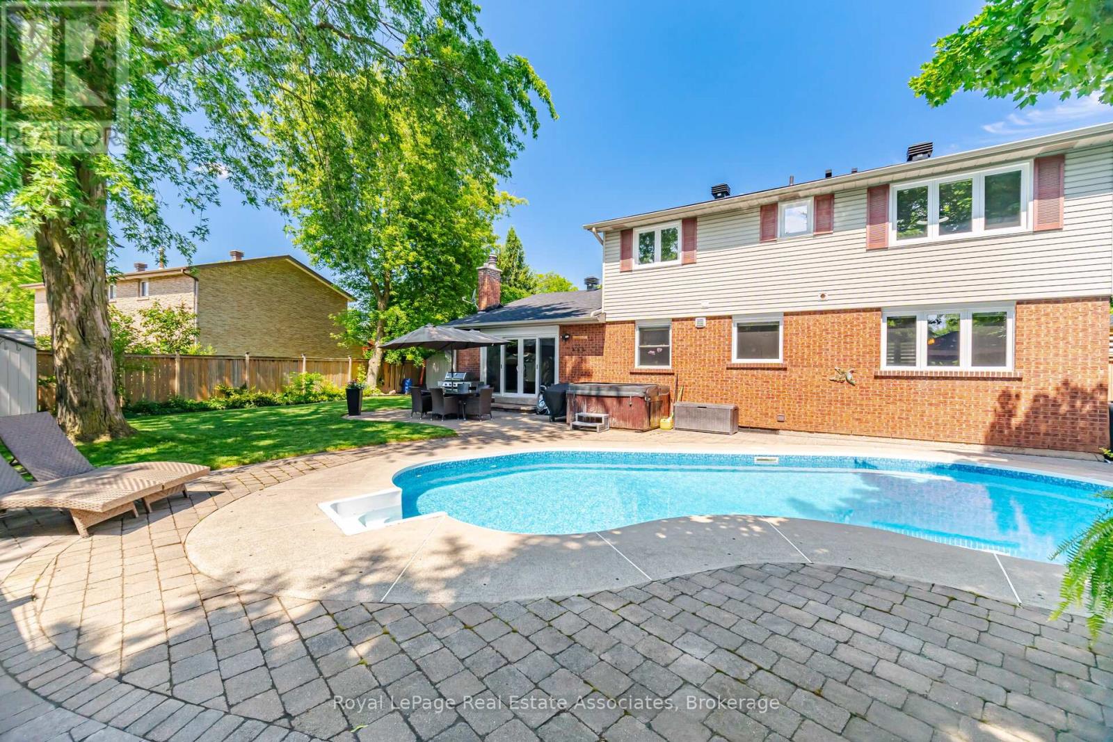 45 Cleaveholm Drive, Halton Hills (Georgetown), Ontario  L7G 3E3 - Photo 37 - W13463366