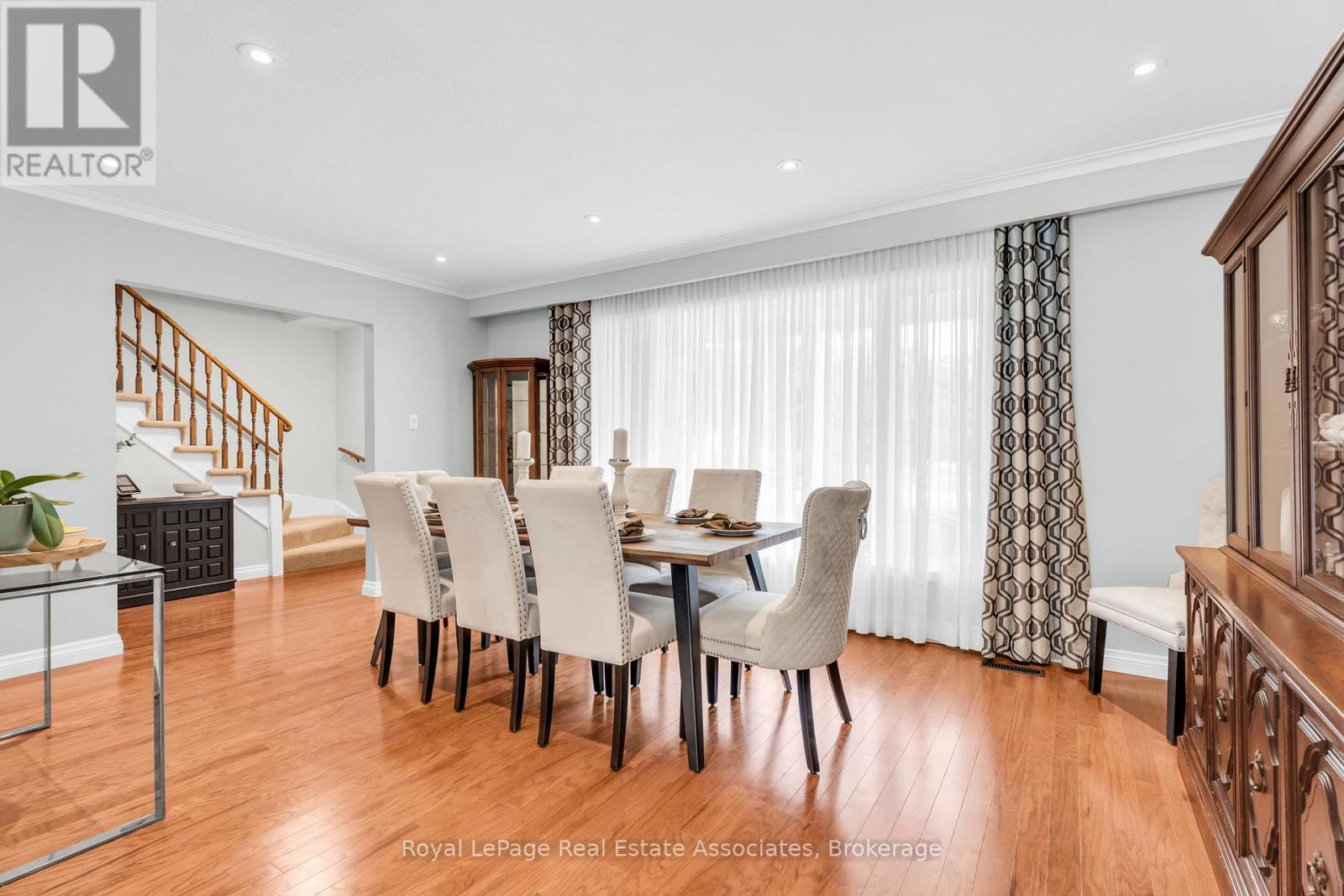 182 Rexway Drive, Halton Hills (Georgetown), Ontario  L7G 1S3 - Photo 10 - W13466246
