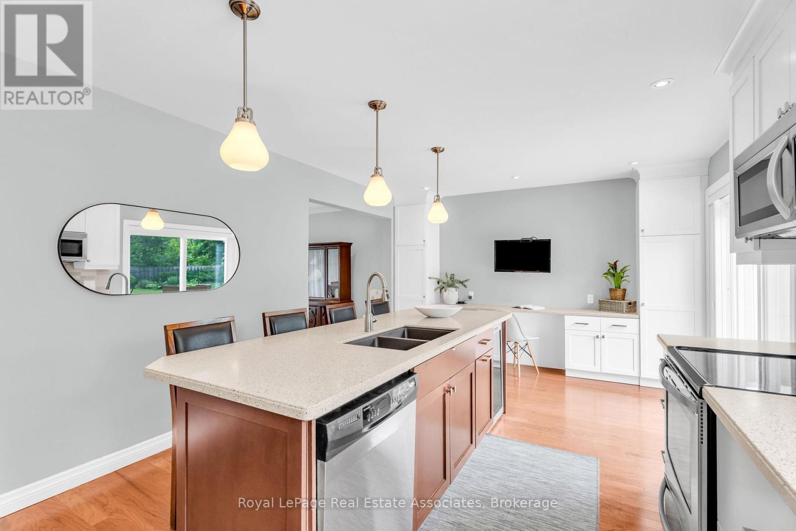 182 Rexway Drive, Halton Hills (Georgetown), Ontario  L7G 1S3 - Photo 14 - W13466246
