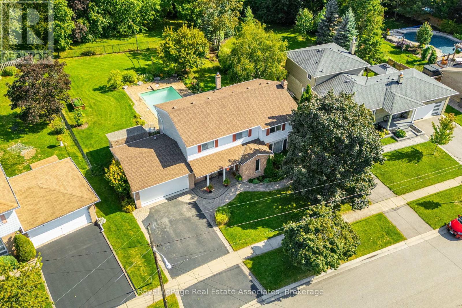 182 Rexway Drive, Halton Hills (Georgetown), Ontario  L7G 1S3 - Photo 49 - W13466246