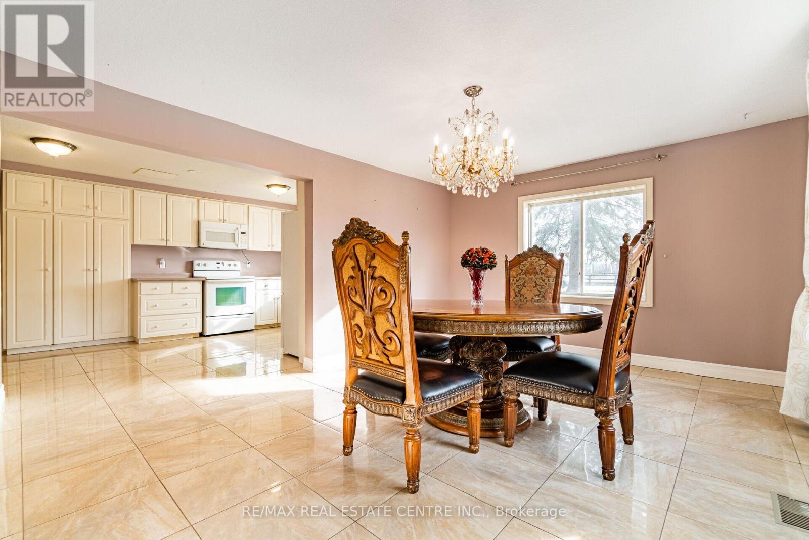 8681 Canyon Road, Milton, Ontario  L0P 1B0 - Photo 9 - W13467074
