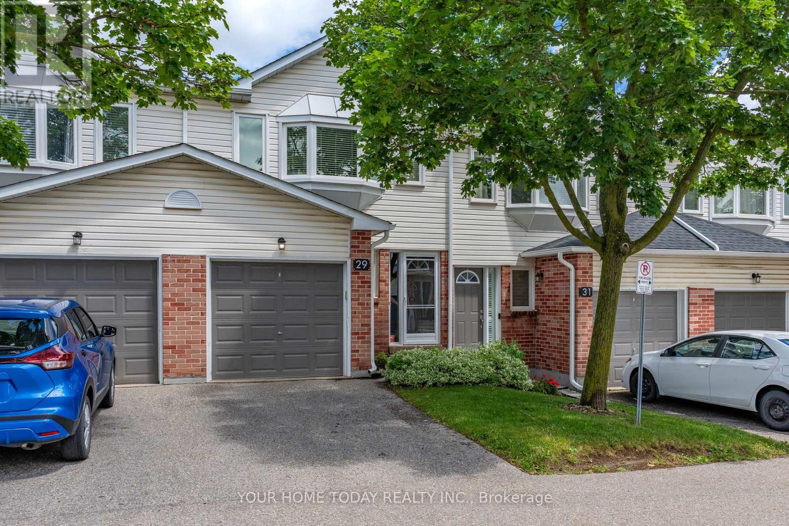 29 Corey Circle, Halton Hills (Georgetown), Ontario  L7G 5L7 - Photo 1 - W13467444