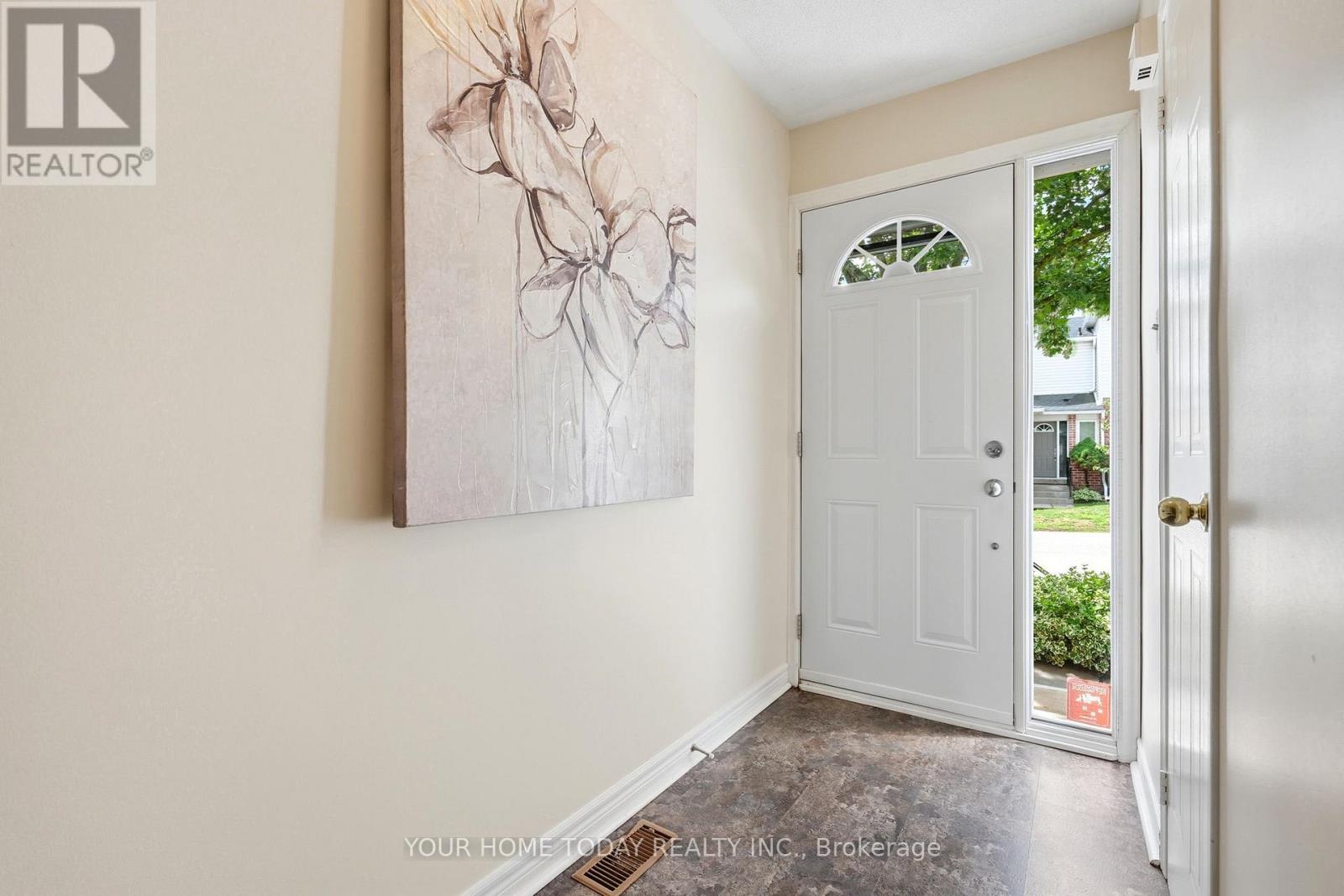 29 Corey Circle, Halton Hills (Georgetown), Ontario  L7G 5L7 - Photo 4 - W13467444
