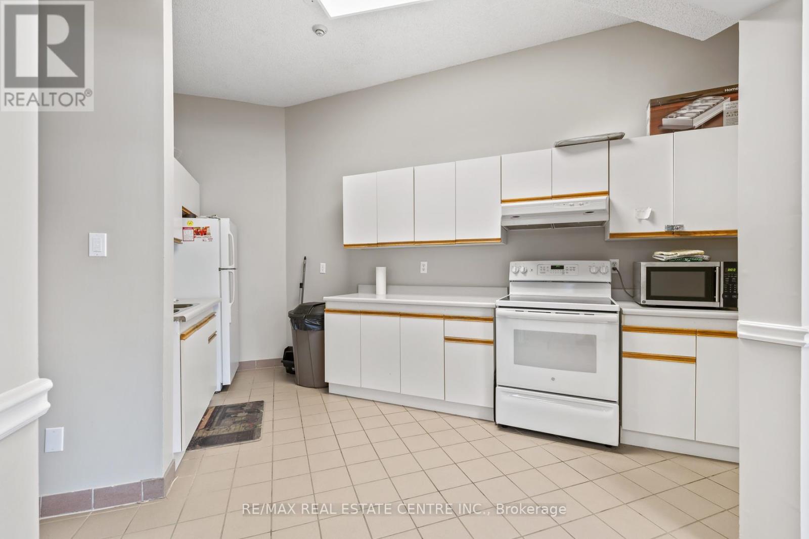406 - 26 Hall Road, Halton Hills (Georgetown), Ontario  L7G 0J8 - Photo 26 - W13468934