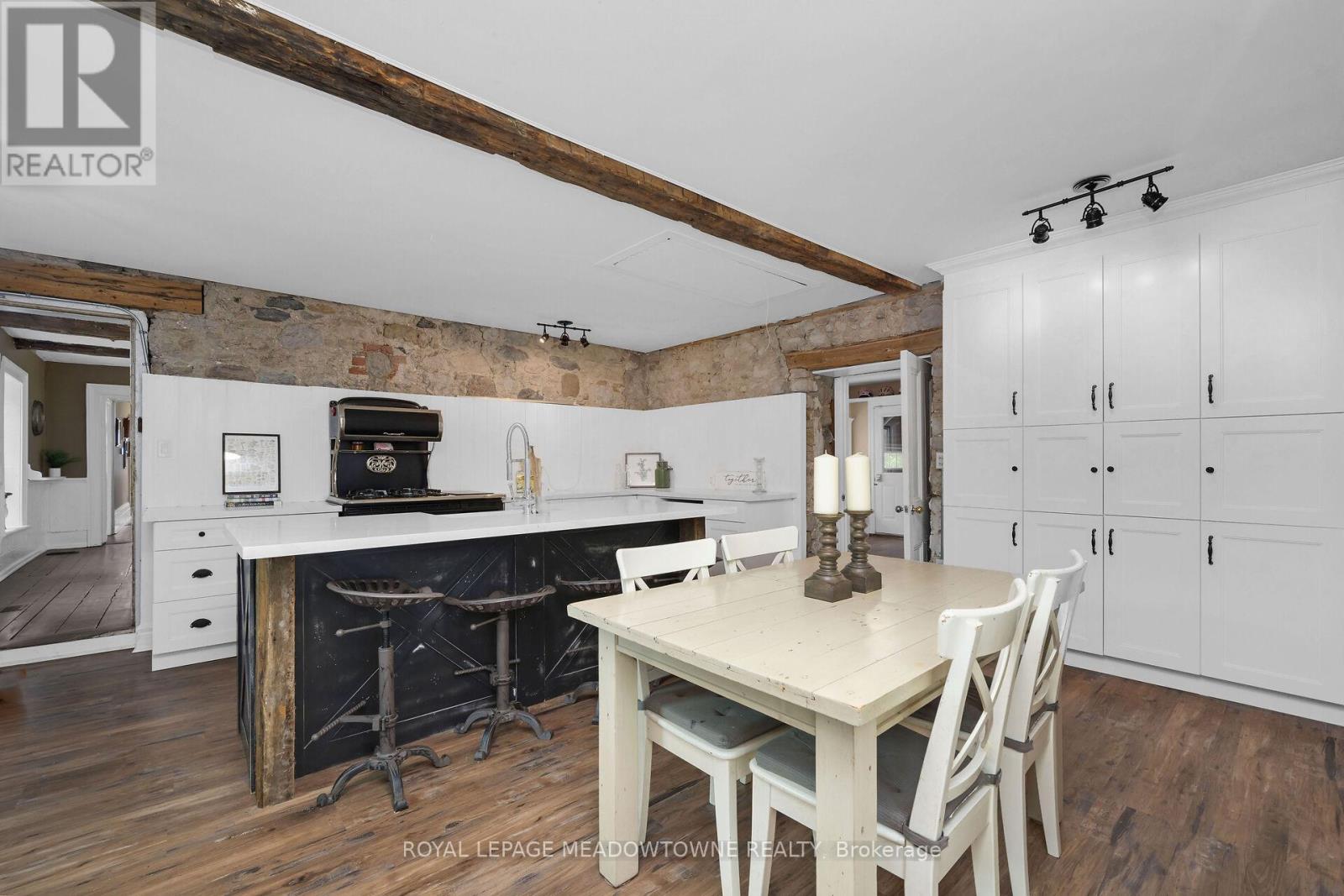 5595 25 Side Road, Milton (Na Rural Nassagaweya), Ontario  L7J 2L7 - Photo 6 - W13469504