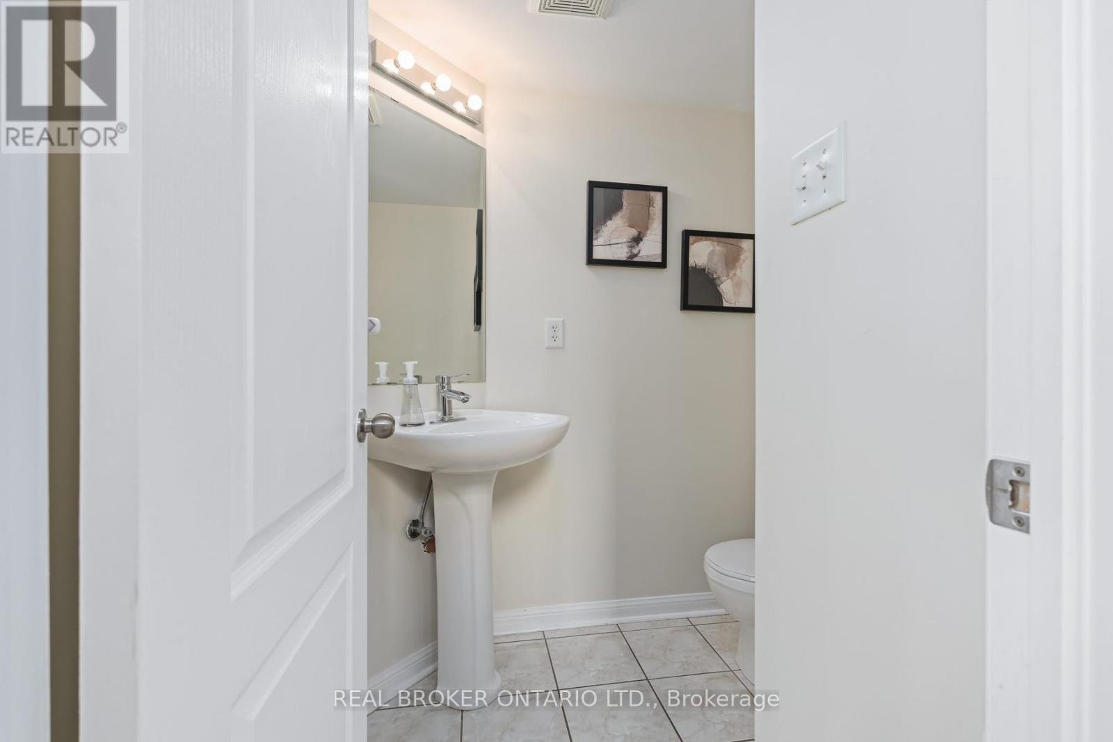59 Seed House Lane, Halton Hills (Georgetown), Ontario  L7G 6K4 - Photo 10 - W13471016