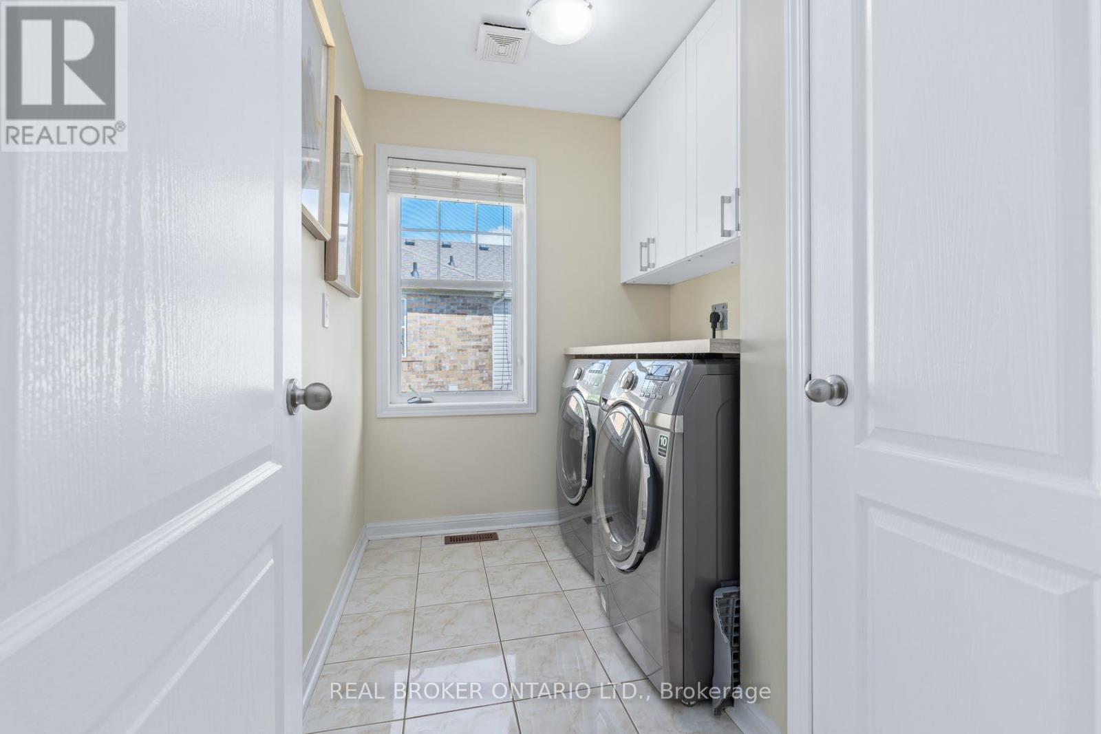 59 Seed House Lane, Halton Hills (Georgetown), Ontario  L7G 6K4 - Photo 15 - W13471016