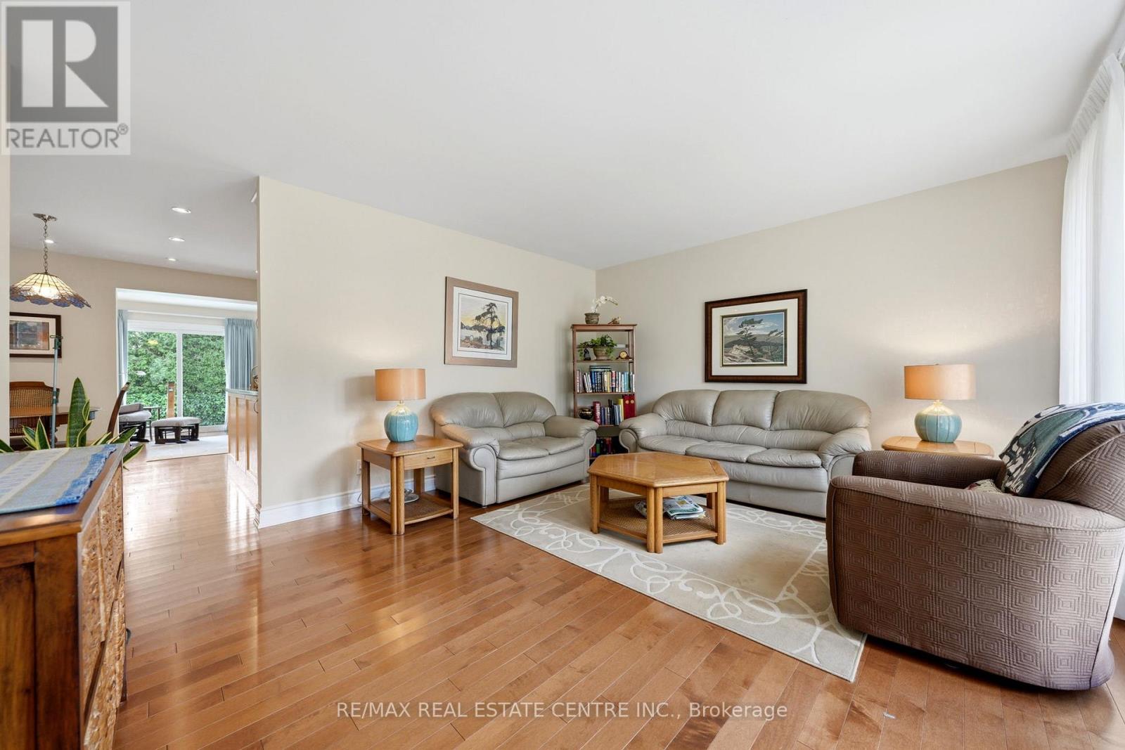 5 Hale Drive, Halton Hills (Georgetown), Ontario  L7G 4C3 - Photo 6 - W13474780