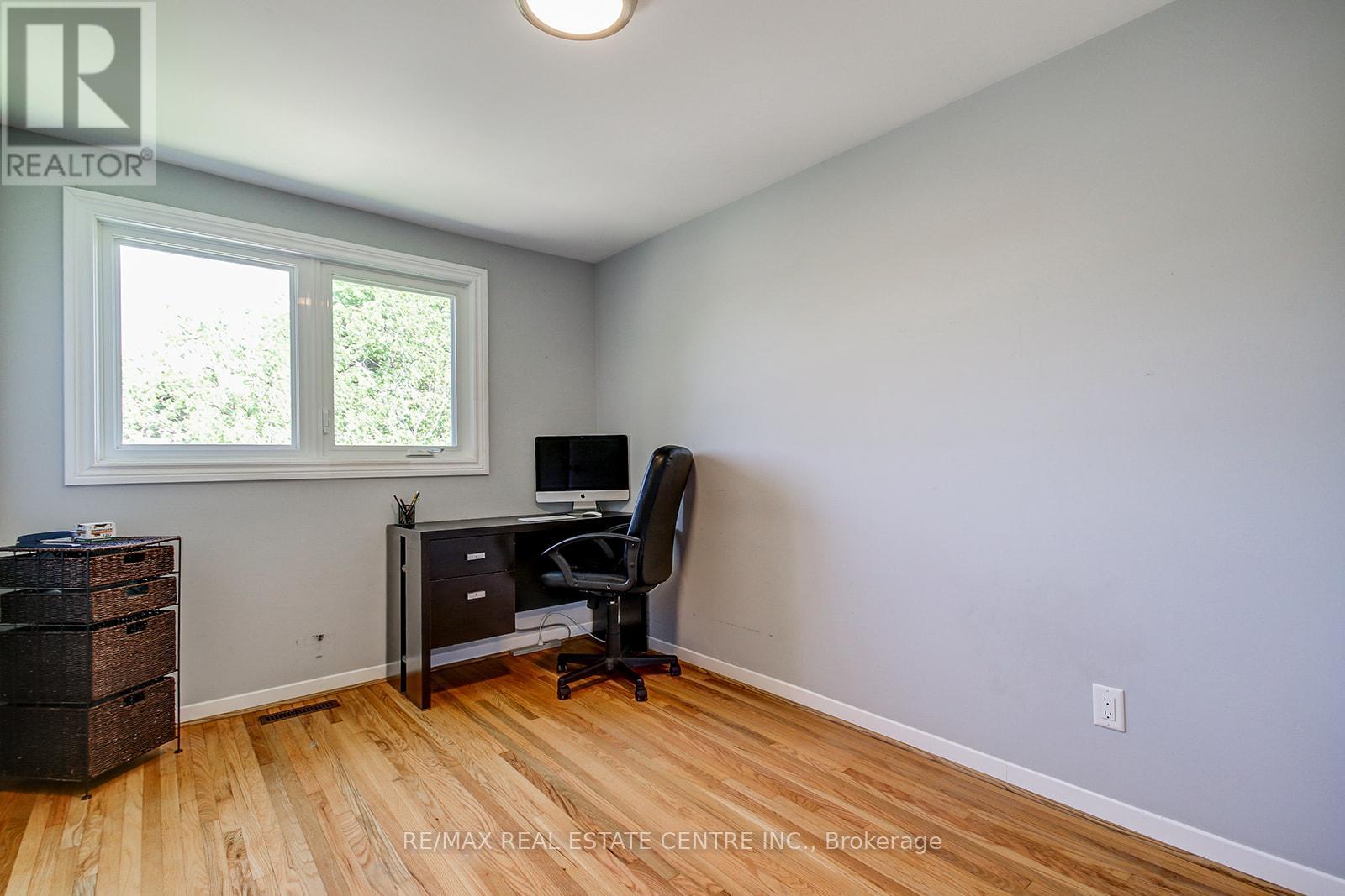 200 Delrex Boulevard, Halton Hills (Georgetown), Ontario  L7G 4E7 - Photo 17 - W13477276