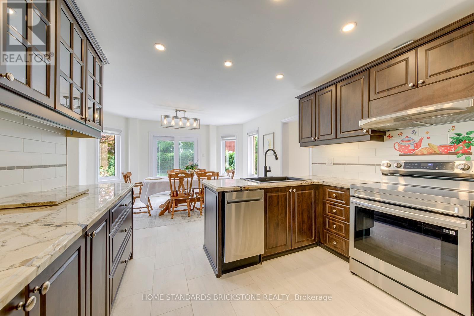 15 Samuel Crescent, Halton Hills (Georgetown), Ontario  L7G 5J2 - Photo 9 - W13477398