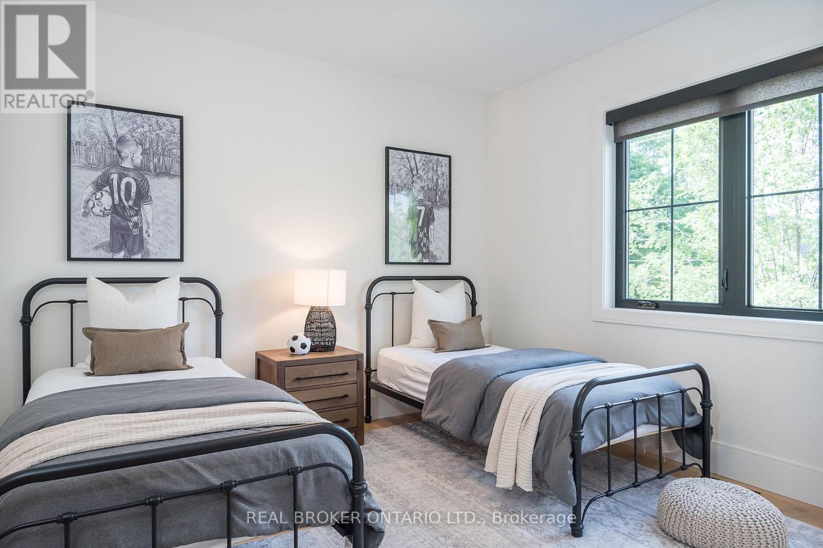 5 Arletta Street, Halton Hills (Georgetown), Ontario  L7G 3J2 - Photo 33 - W13478128