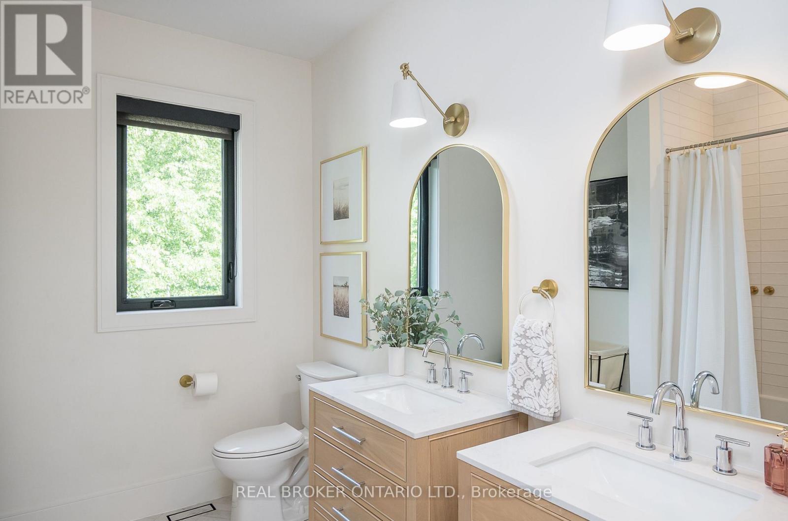 5 Arletta Street, Halton Hills (Georgetown), Ontario  L7G 3J2 - Photo 35 - W13478128