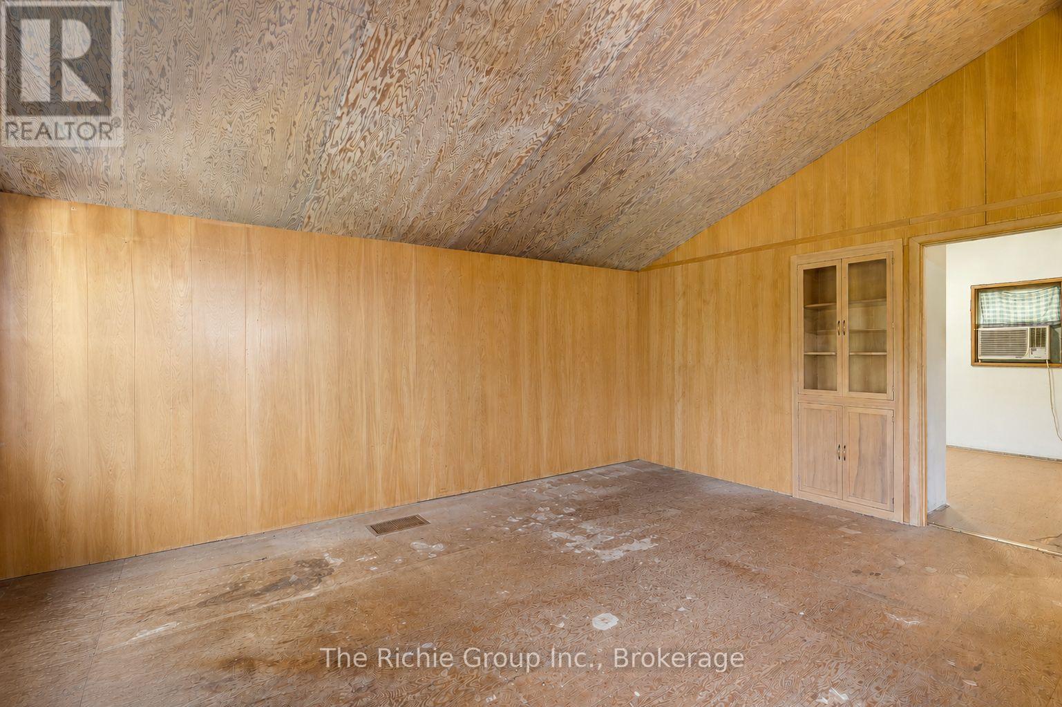 13494 Tenth Line, Halton Hills (Rural Halton Hills), Ontario  L7G 4S8 - Photo 16 - W13480806