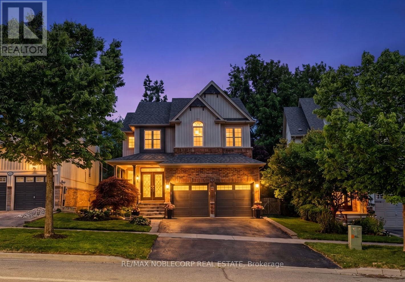 68 Meadowglen Boulevard, Halton Hills (Georgetown), Ontario  L7G 6J3 - Photo 1 - W13483598
