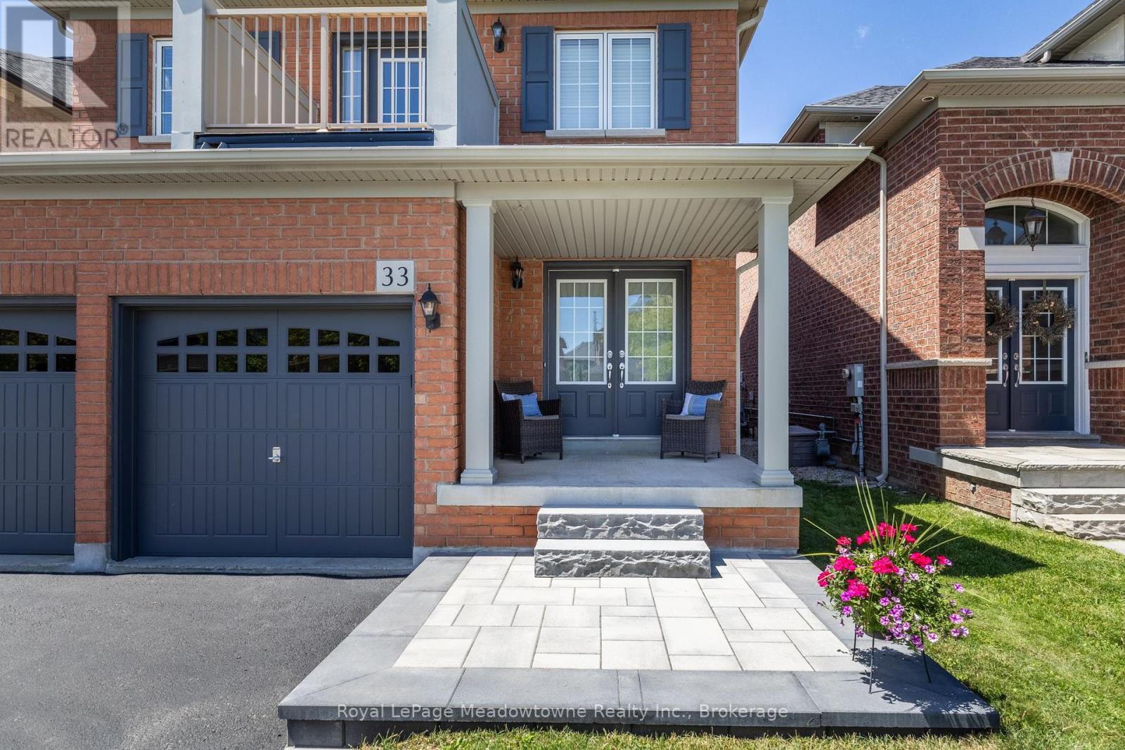 33 Milfoil Street, Halton Hills (Georgetown), Ontario  L7G 6M5 - Photo 5 - W13484756