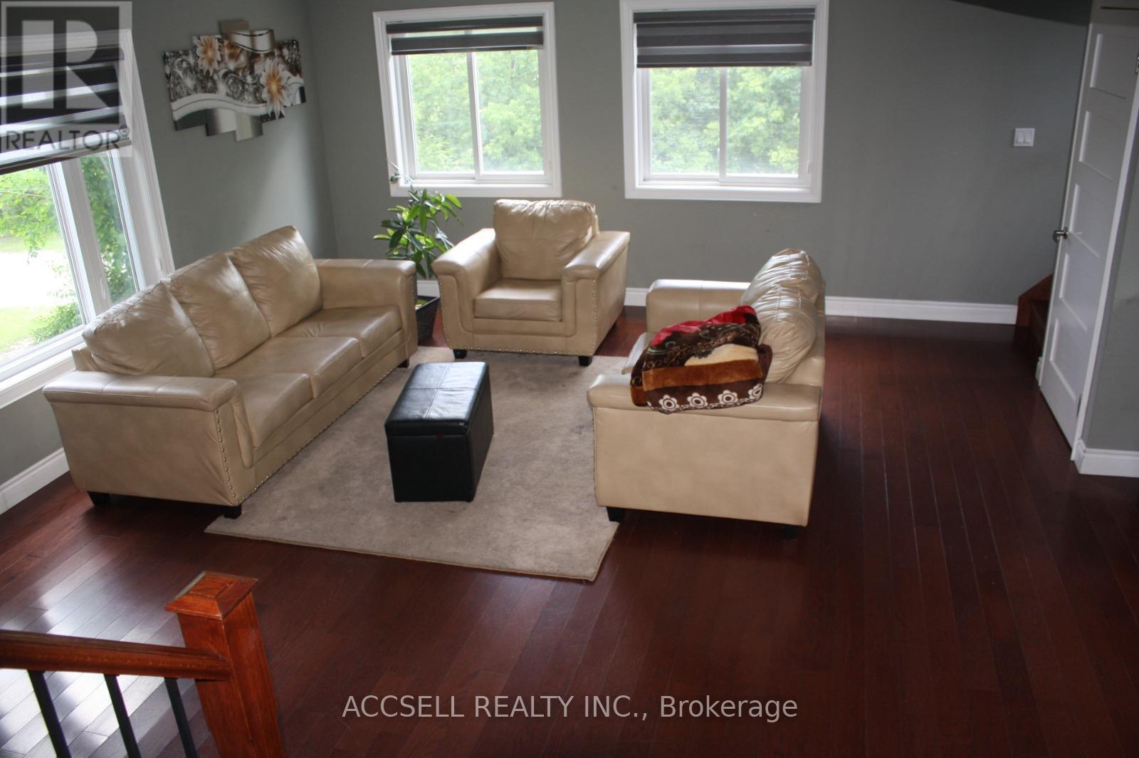 14222 Dublin Line, Halton Hills (Rural Halton Hills), Ontario  L7J 2L9 - Photo 7 - W13484860
