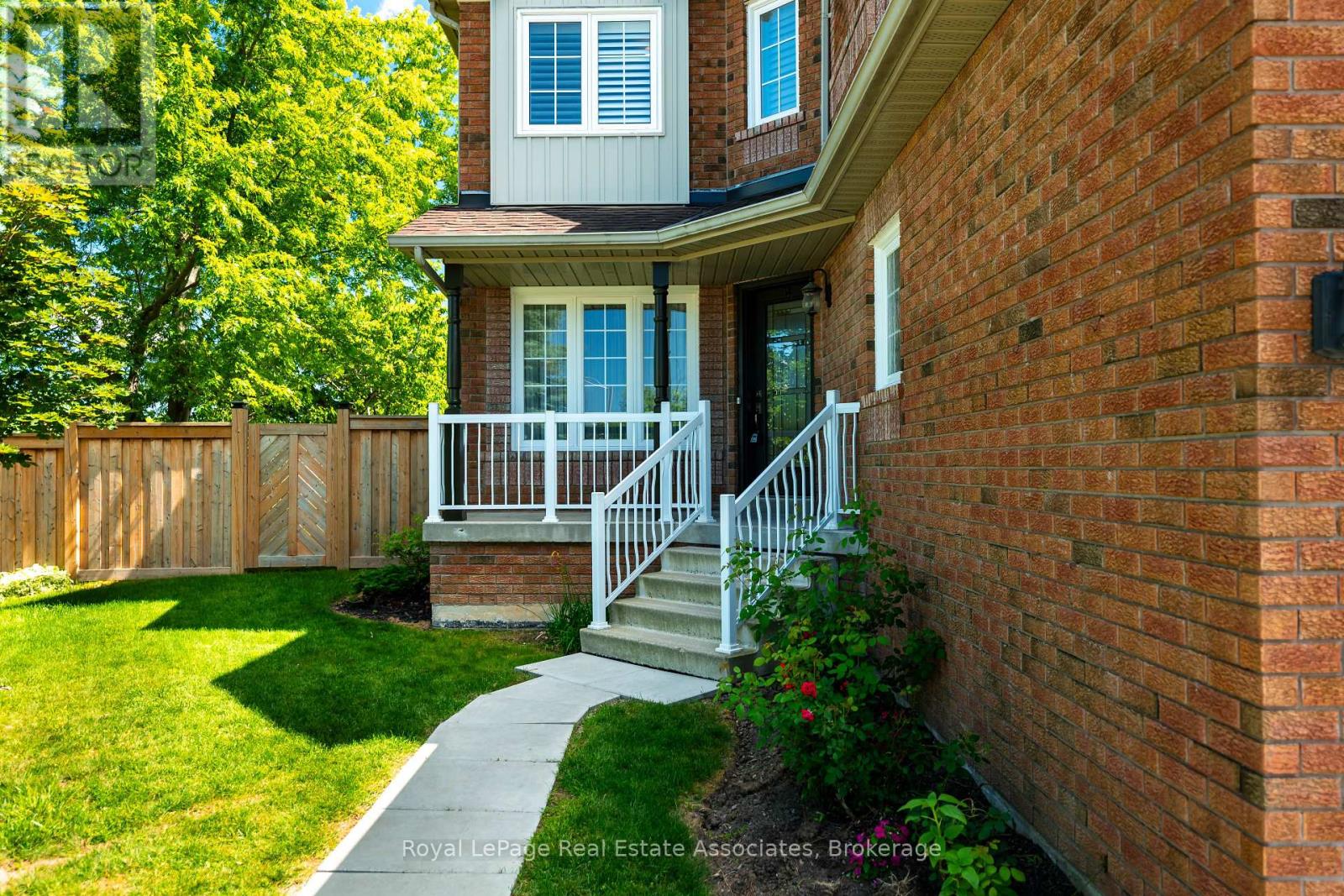 14306 Argyll Road, Halton Hills (Georgetown), Ontario  L7G 5R3 - Photo 4 - W13485366