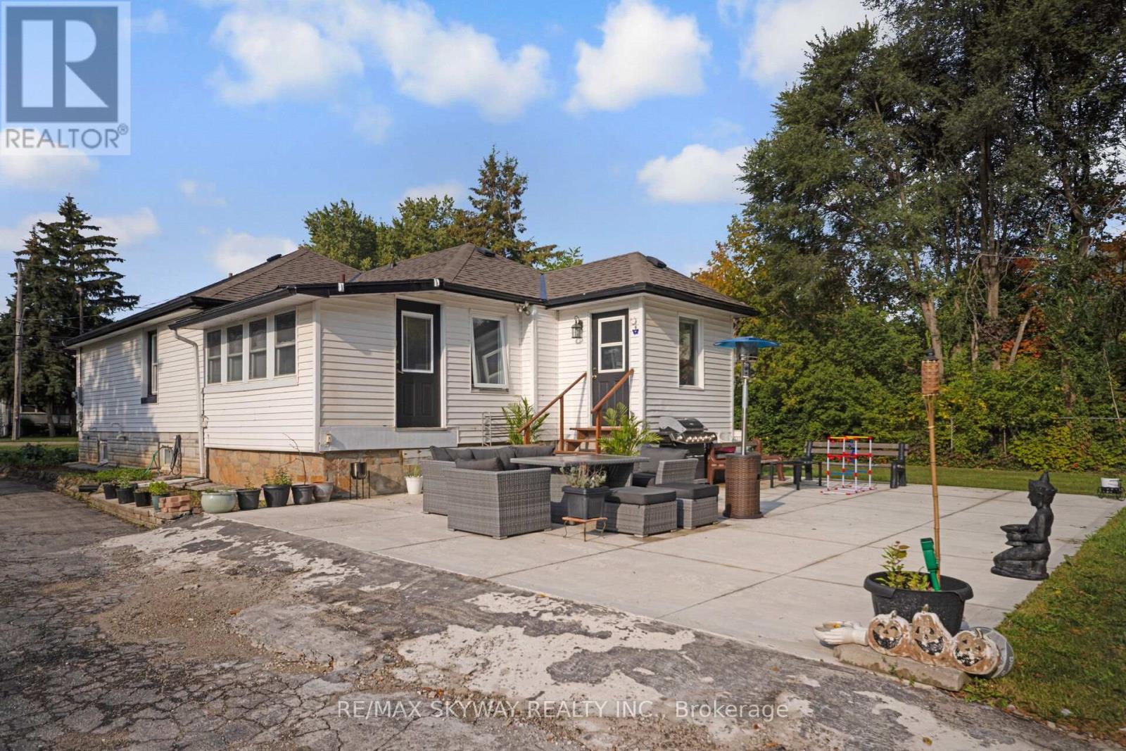 45 Confederation Street, Halton Hills (Glen Williams), Ontario  L7G 3R4 - Photo 11 - W13485934