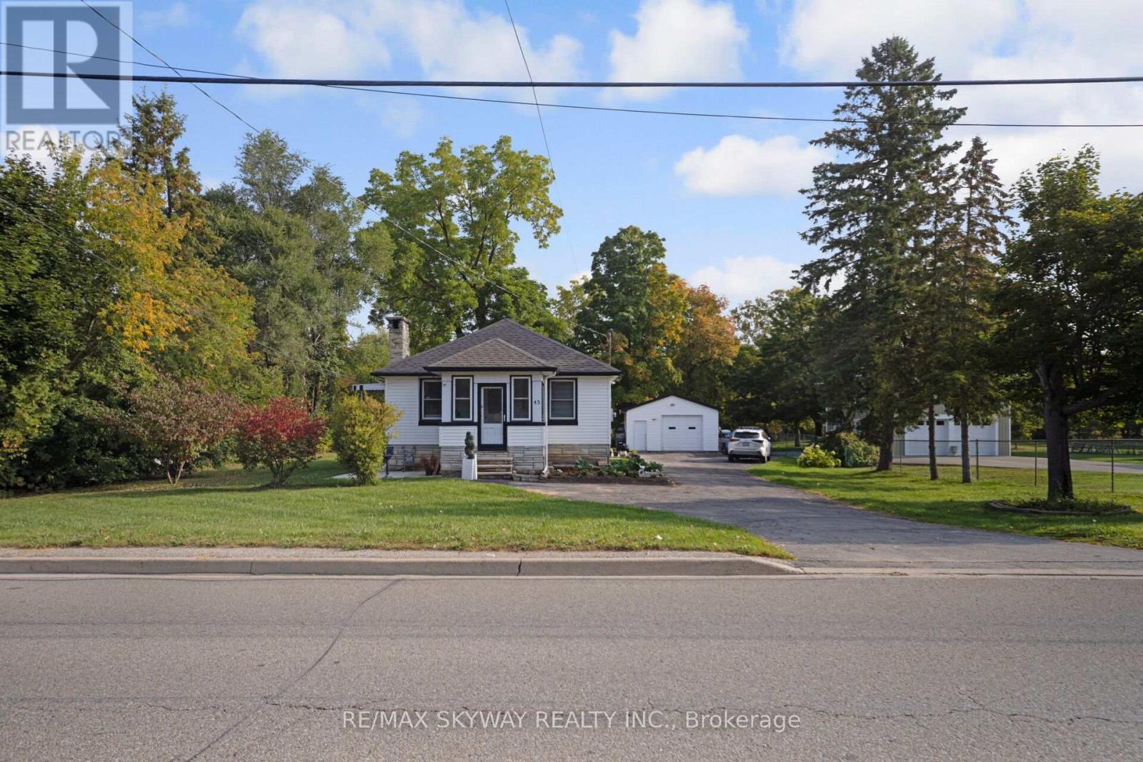 45 Confederation Street, Halton Hills (Glen Williams), Ontario  L7G 3R4 - Photo 5 - W13485934