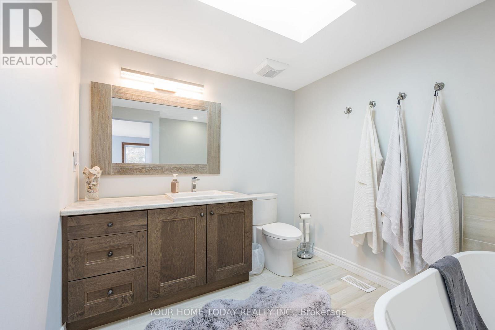 20 Elgin Street, Halton Hills (Georgetown), Ontario  L7G 3M3 - Photo 21 - W13487770