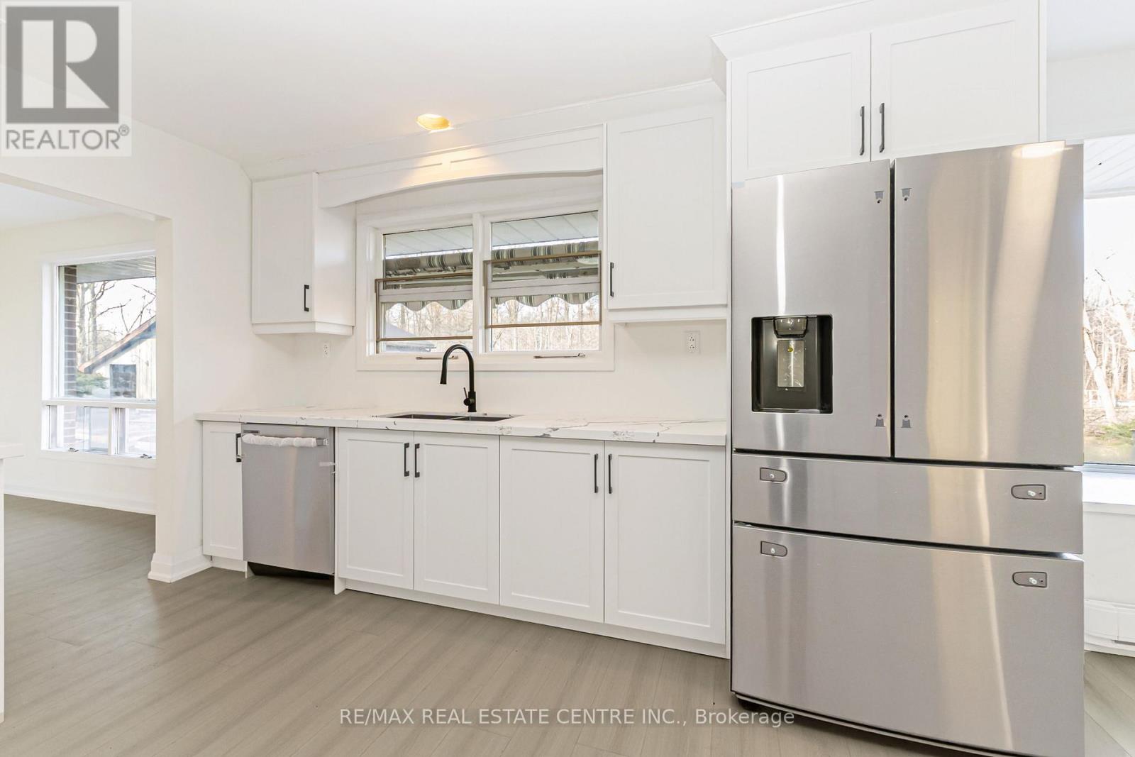 8449 8th Line, Halton Hills (Rural Halton Hills), Ontario  L7G 4S5 - Photo 10 - W13487902