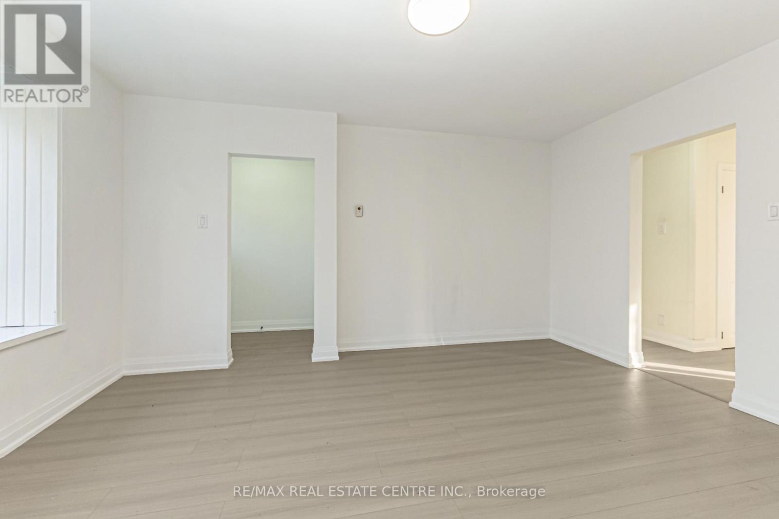 8449 8th Line, Halton Hills (Rural Halton Hills), Ontario  L7G 4S5 - Photo 6 - W13487902