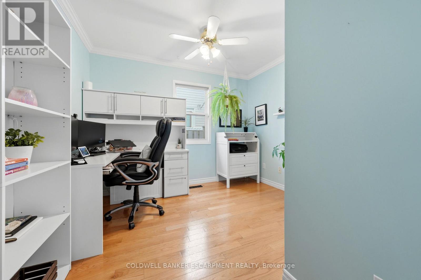 58 Dairy Drive, Halton Hills (Ac Acton), Ontario  L7J 2Y1 - Photo 18 - W13488118