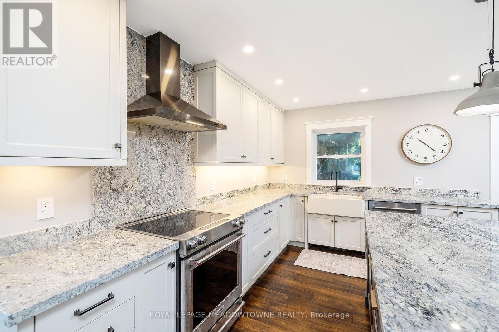 23 Mackenzie Drive, Halton Hills (Georgetown), Ontario  L7G 4C1 - Photo 14 - W13488728