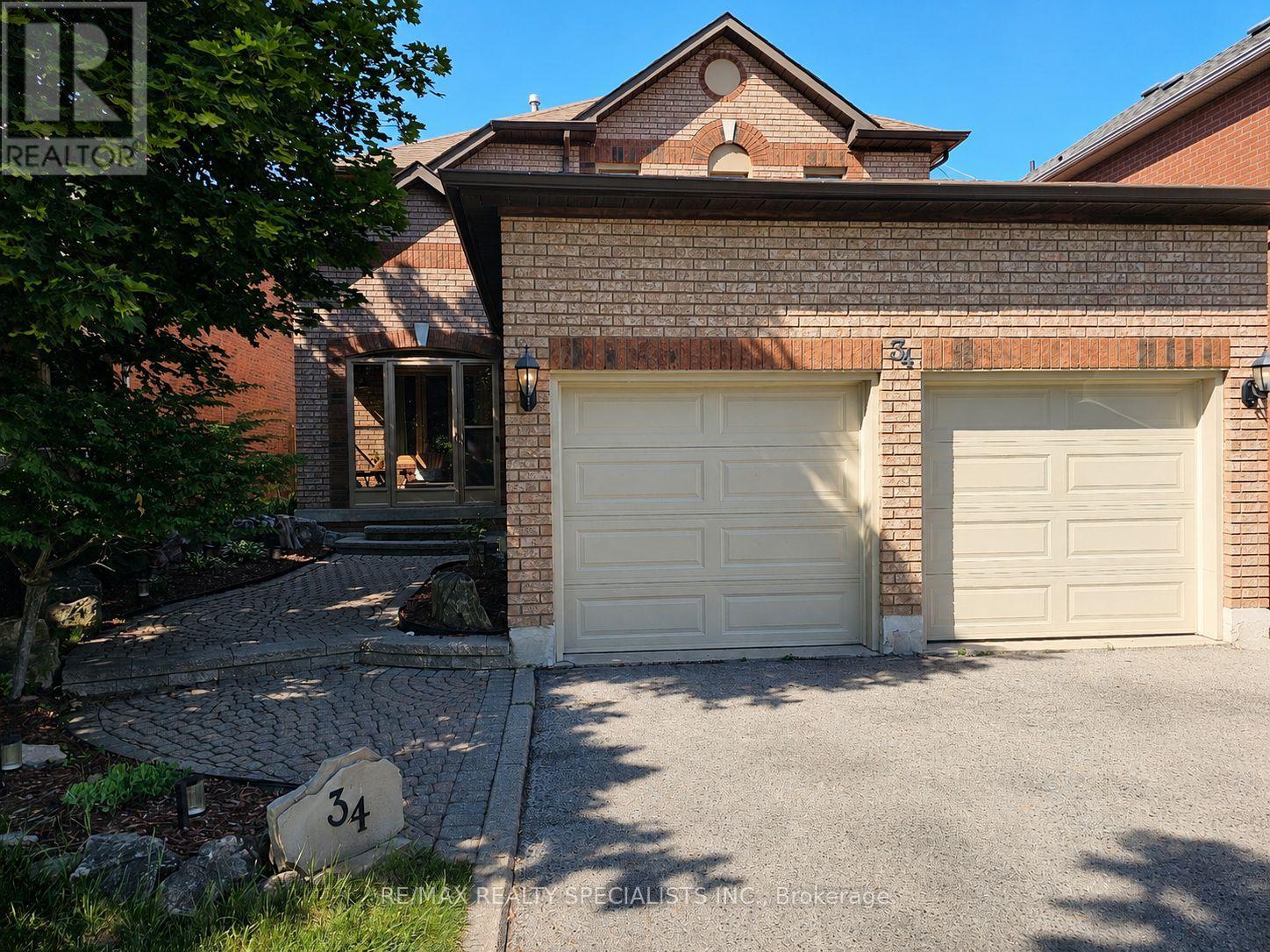 34 Killaloe Crescent, Halton Hills (Georgetown), Ontario  L7G 5N2 - Photo 2 - W13489480