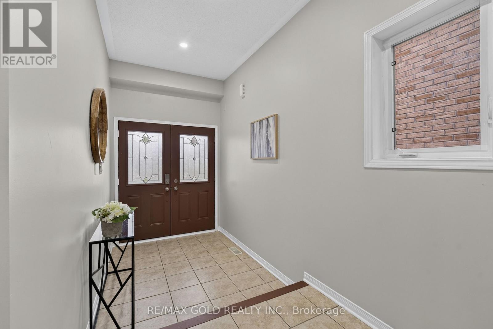 106 Meadowlark Drive, Halton Hills (Georgetown), Ontario  L7G 6N6 - Photo 2 - W13491932