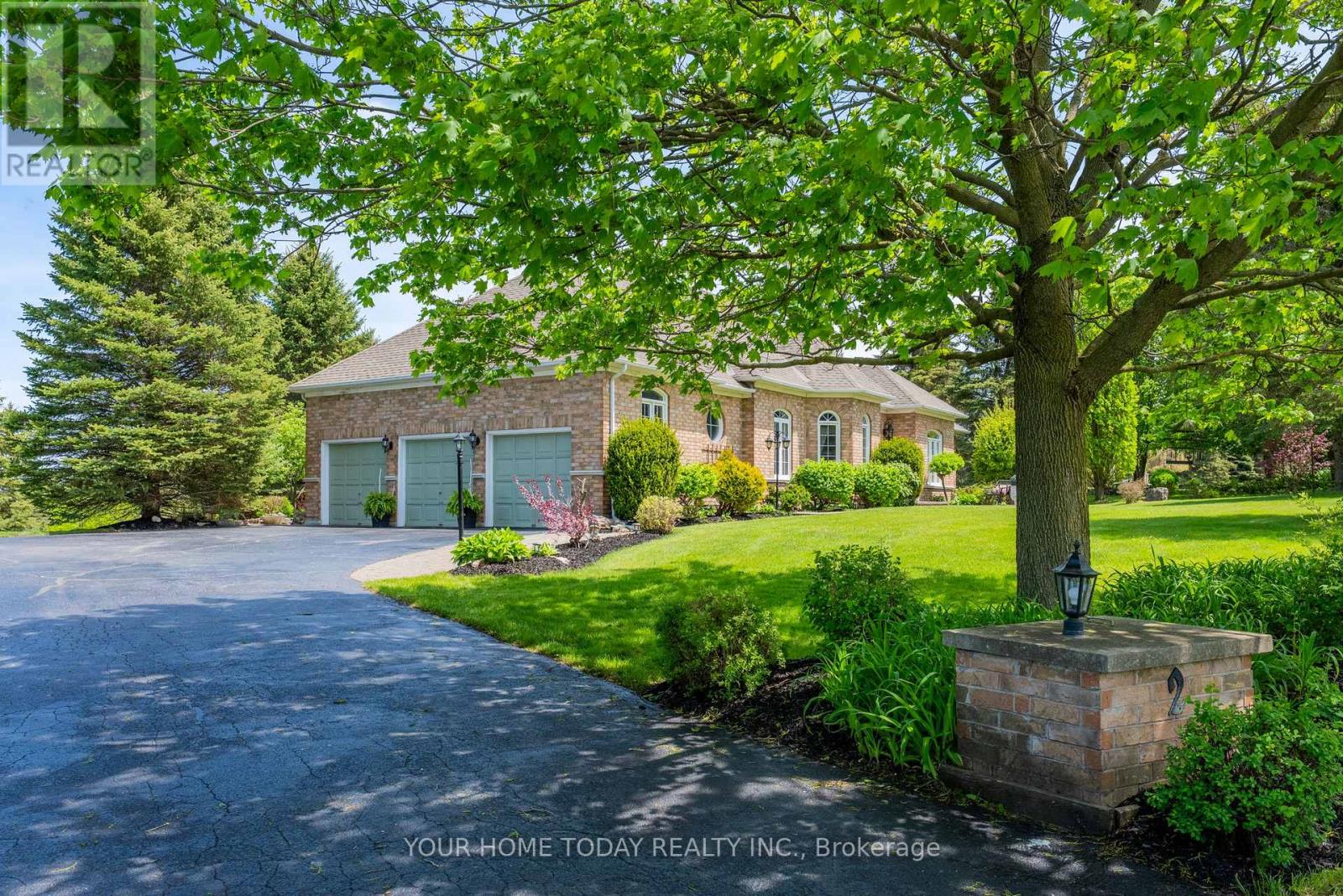 2 Trillium Terrace, Halton Hills (Rural Halton Hills), Ontario  L7J 2W8 - Photo 4 - W13492544