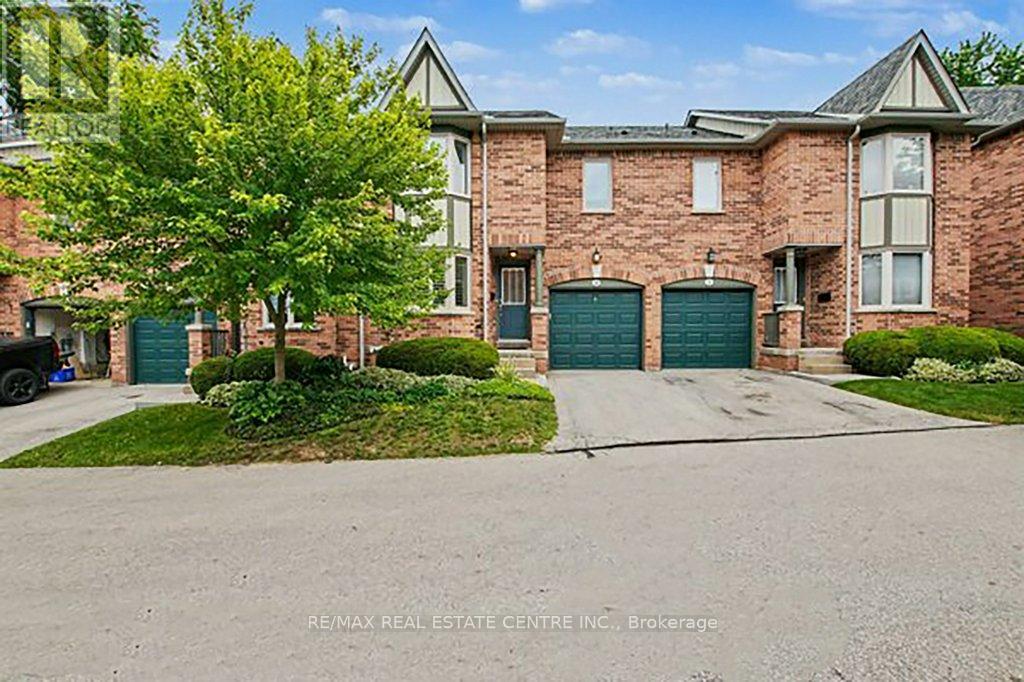 10 - 76 River Drive, Halton Hills (Georgetown), Ontario  L7G 2J2 - Photo 1 - W13493264