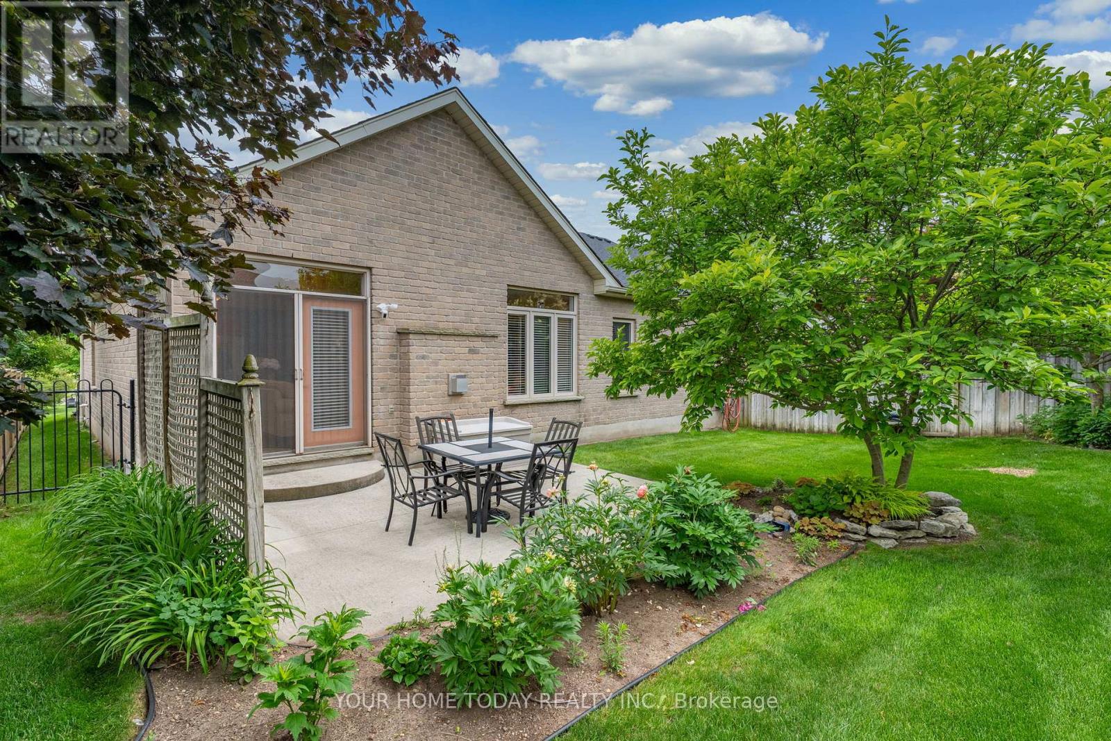 37 Dawkins Crescent, Halton Hills (Ac Acton), Ontario  L7J 2Z5 - Photo 32 - W13493562